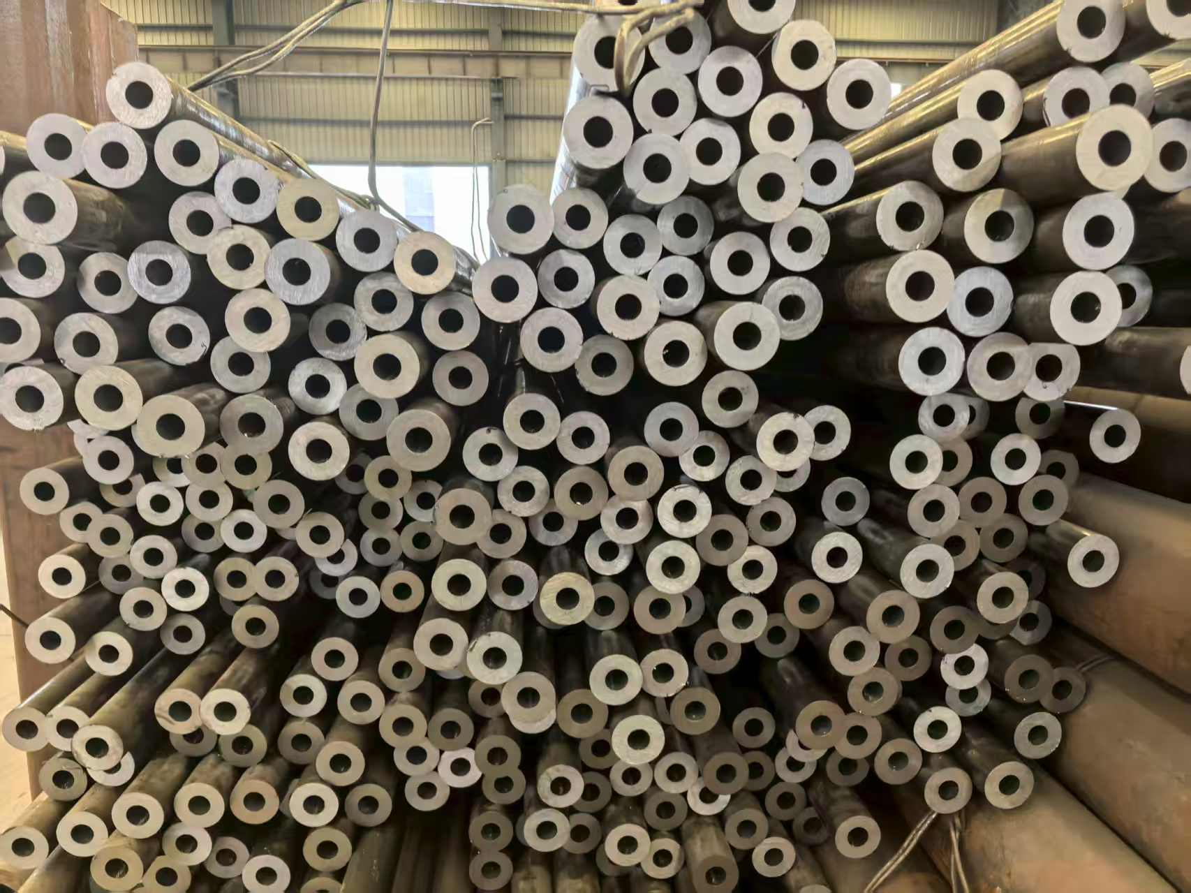 巴彦淖尔市精密管冷拔异型钢 - 价格